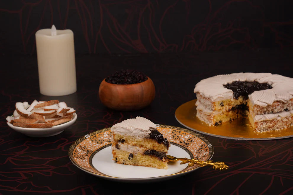 Coconut And Blackcurrant Cake